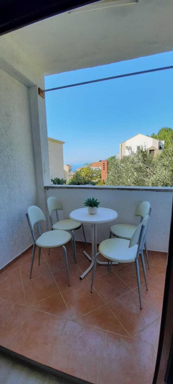 Apartments Elenora Brist Exterior foto